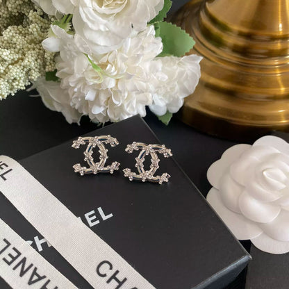 2025 Sparkling Crystal Diamond Stud Earrings