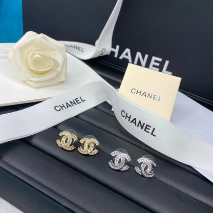 2025 Sparkling Zircon Stud Earrings