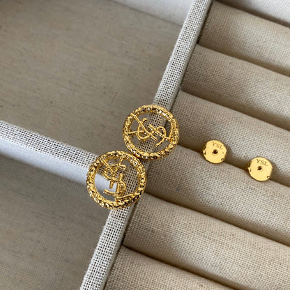 2025 Crinkle Design Round Stud Earrings