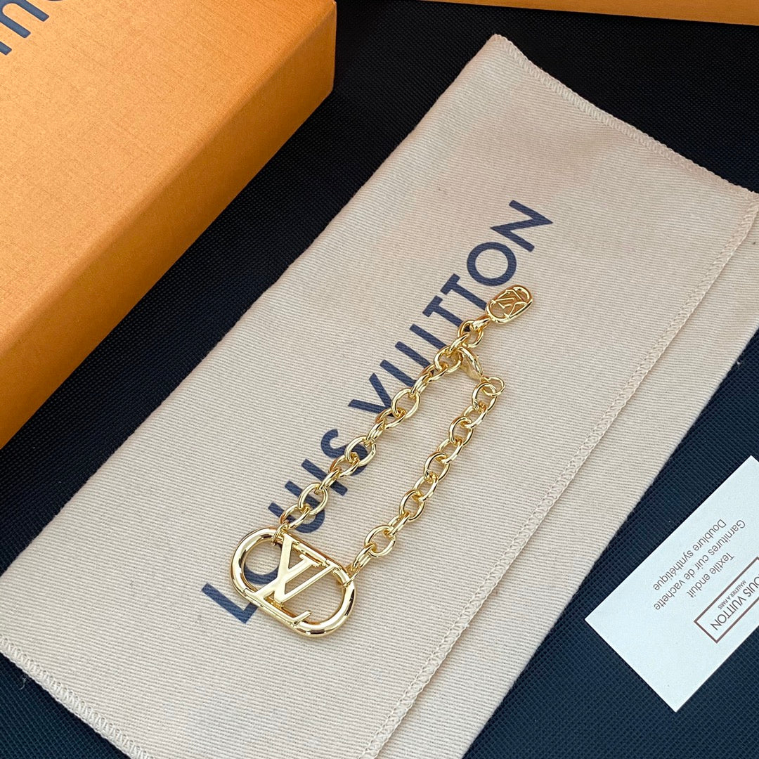 2025 Classic Letter Pendant Bracelet Necklace Set