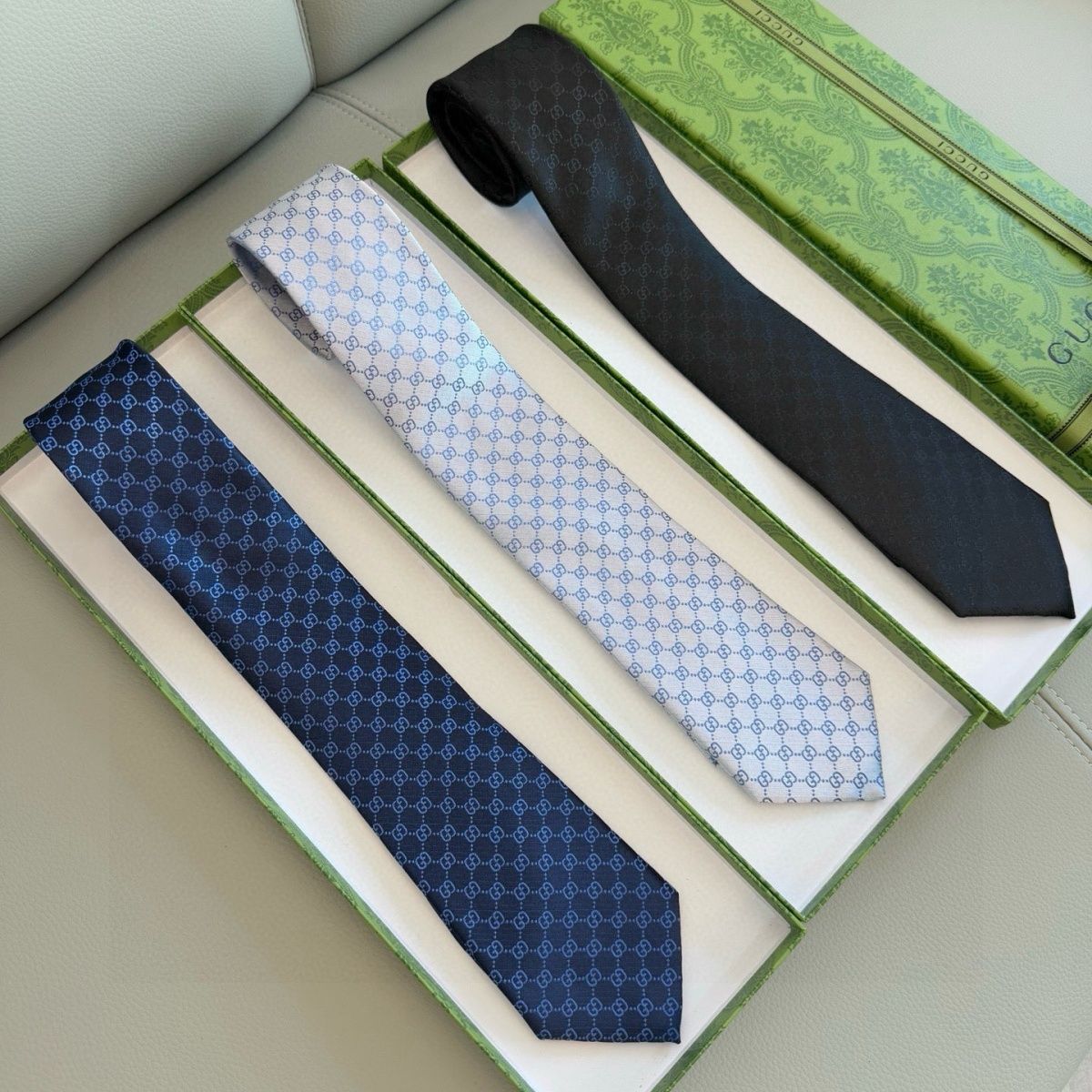 Classic men's tie
