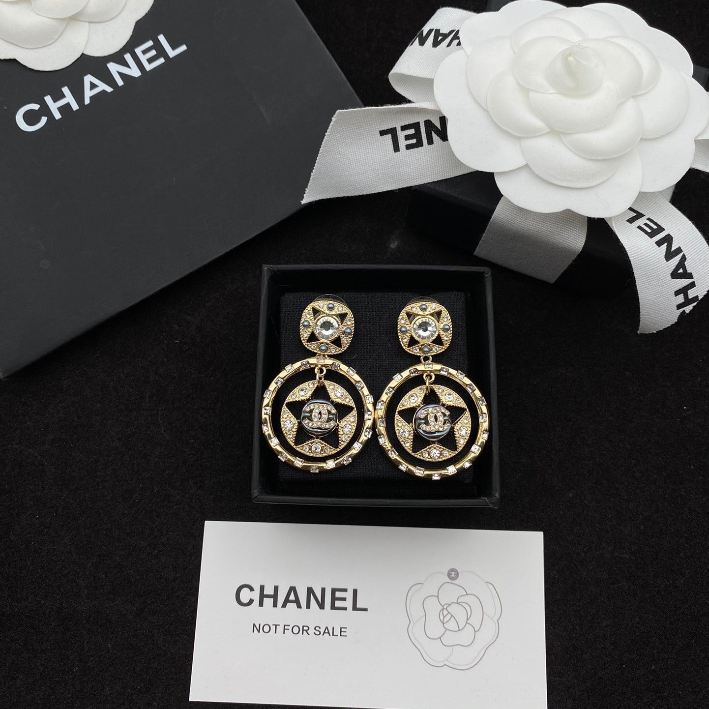 2025 Baroque Star Element Earrings