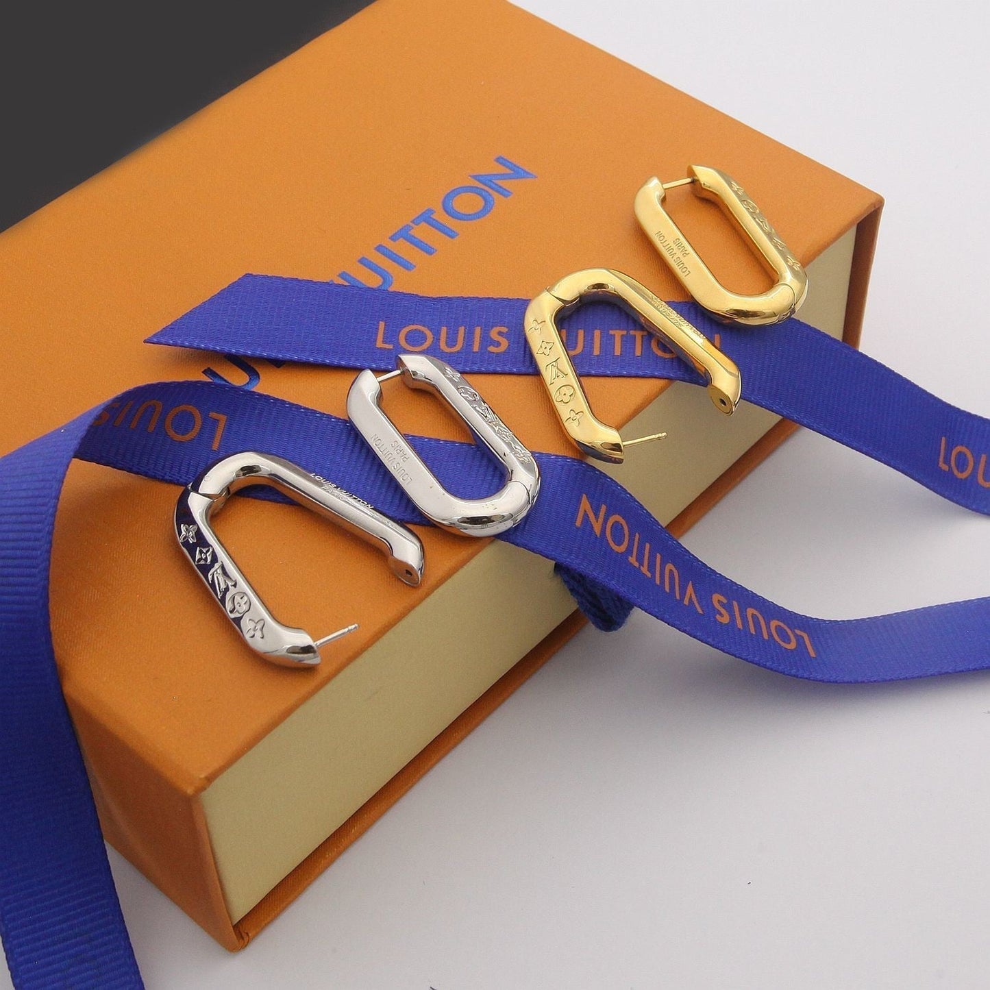 2025 2 Colors Edge Earrings