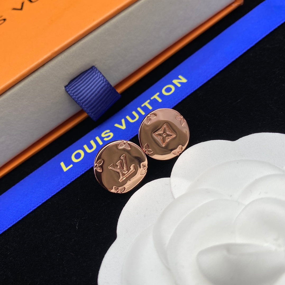 2025 Round Logo Letter Stud Earrings