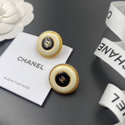 2025 Elegant Colorblock Round Stud Earrings