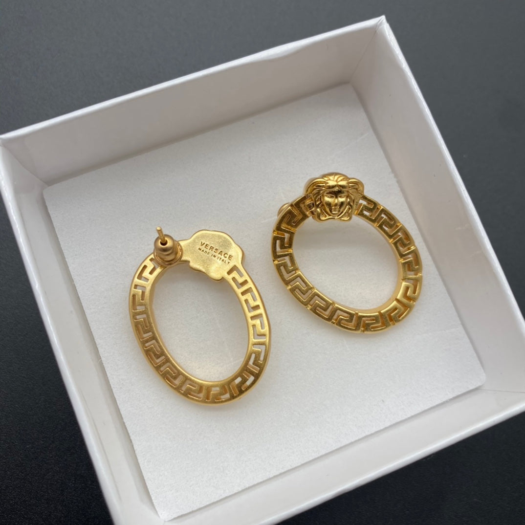 2025 Statement Oval Cutout Earrings