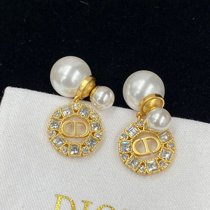 2025 Elegant Zircon Pearl Earrings