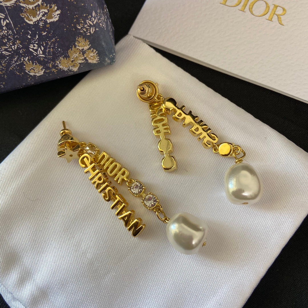 2025 Pearl Alphabet Pendant Earrings