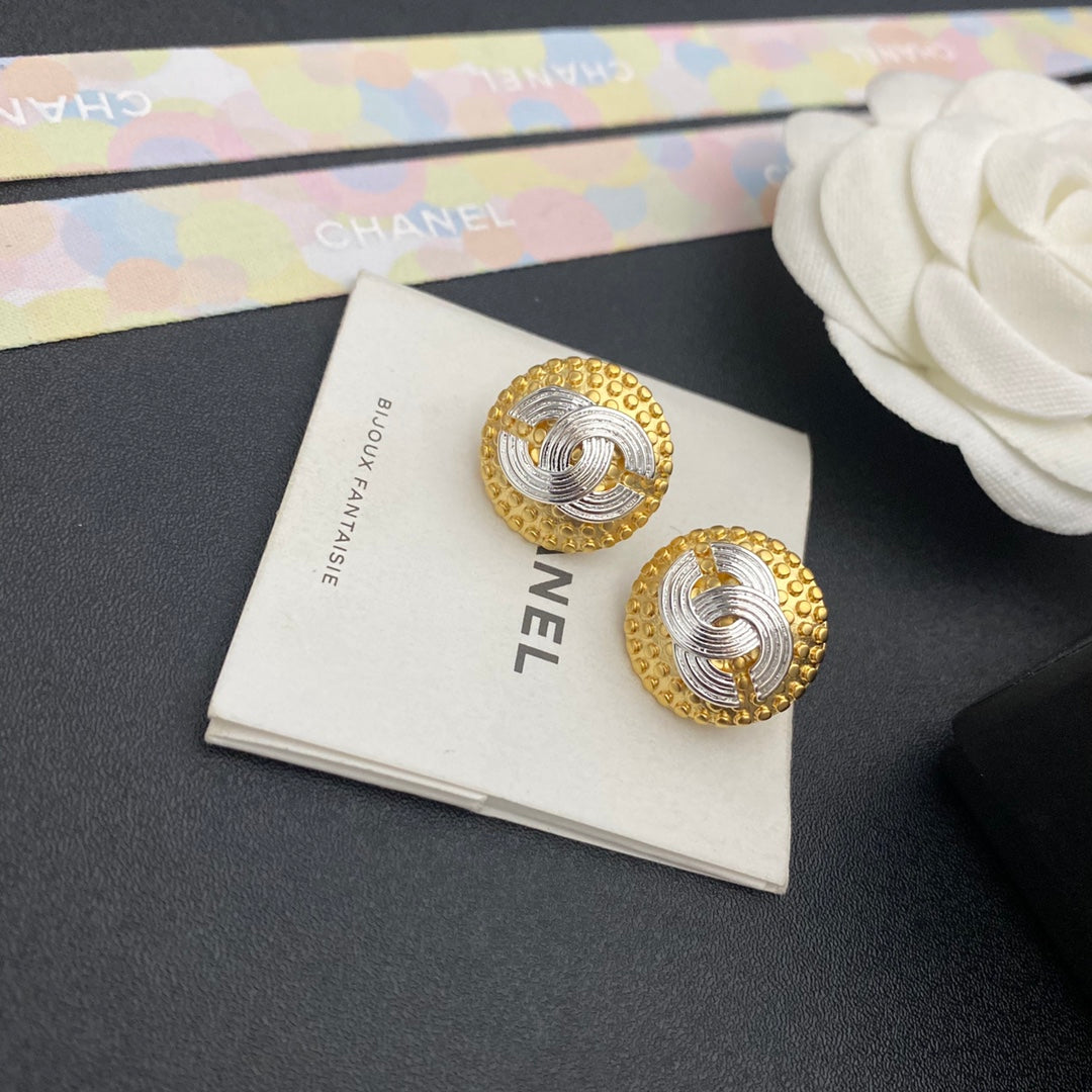 2025 Premium Gold Round Stud Earrings