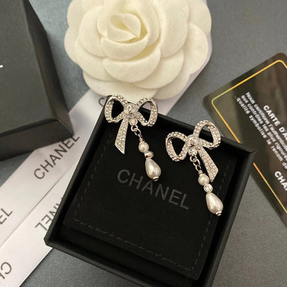 2025 Temperament Crystal Diamond Bow Earrings