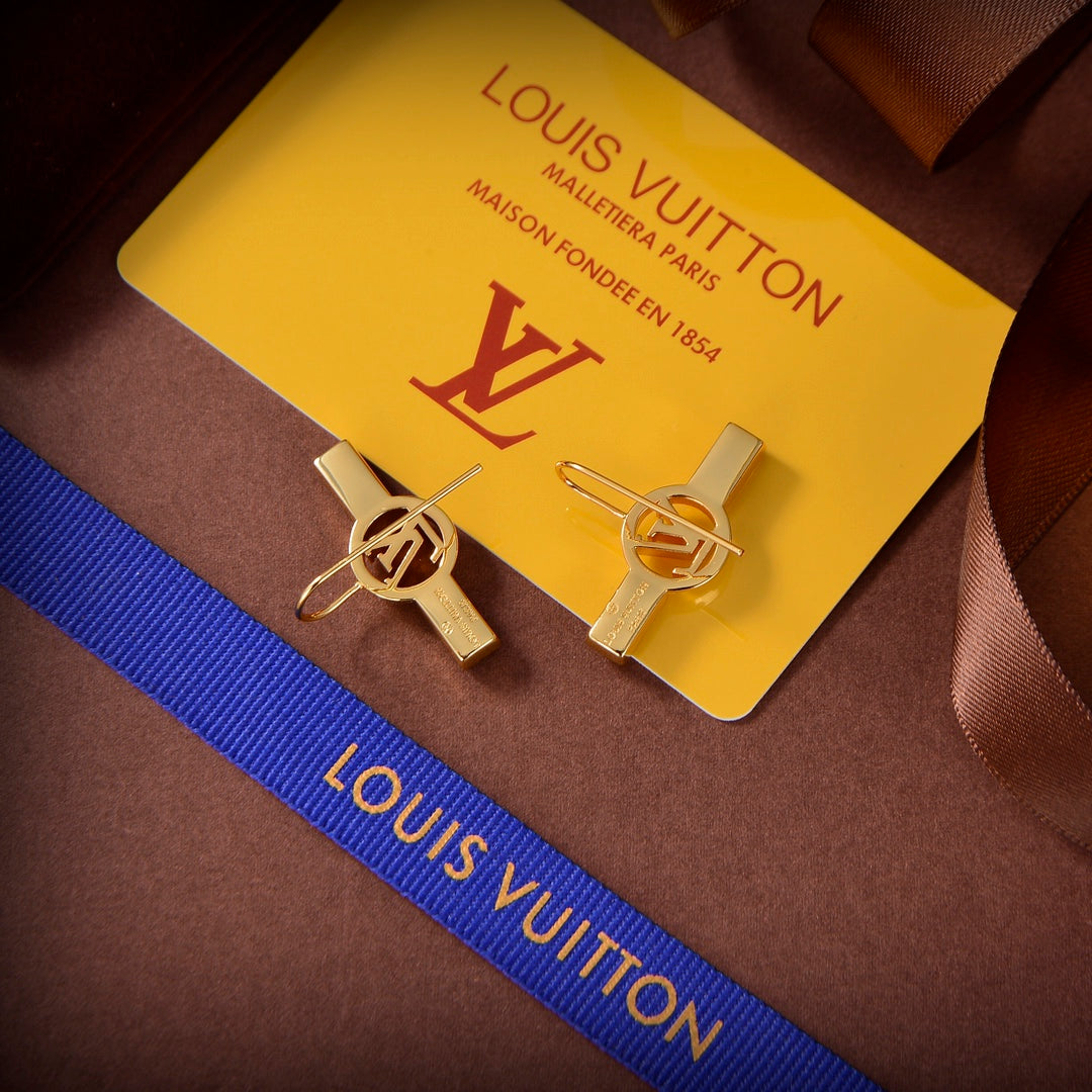 2025 Crystal Earrings