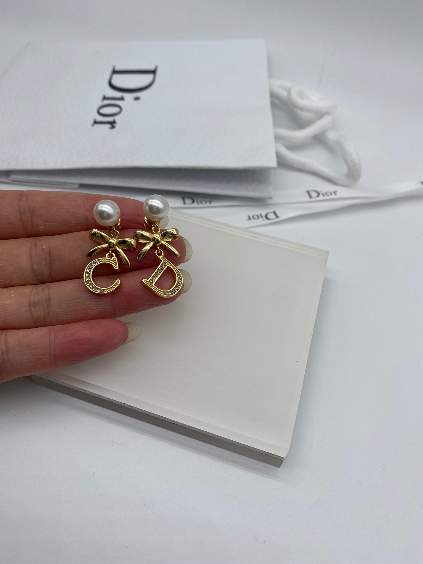 2025 Bow Pearl Earrings