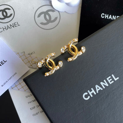 2025 Fashion Diamond Pearl Earrings