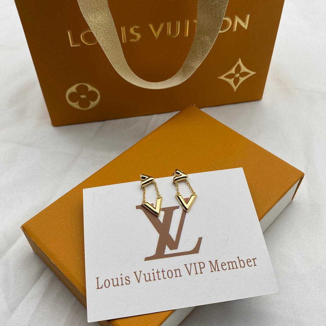 2025 Letter Chain Earrings