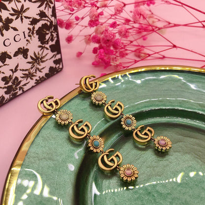 2025 Retro flower earrings