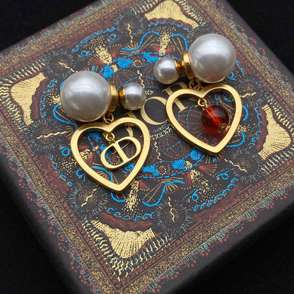 2025 Resin Pearl Heart Stud Earrings