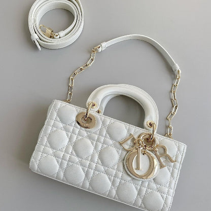 2025 Bag Classic Top-handle Bag W91