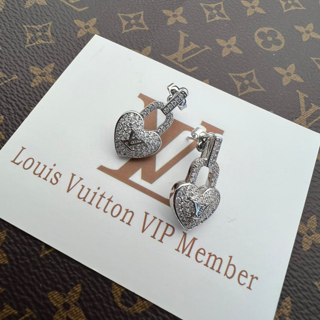 2025 Sparkling Heart Lock Diamond Earrings