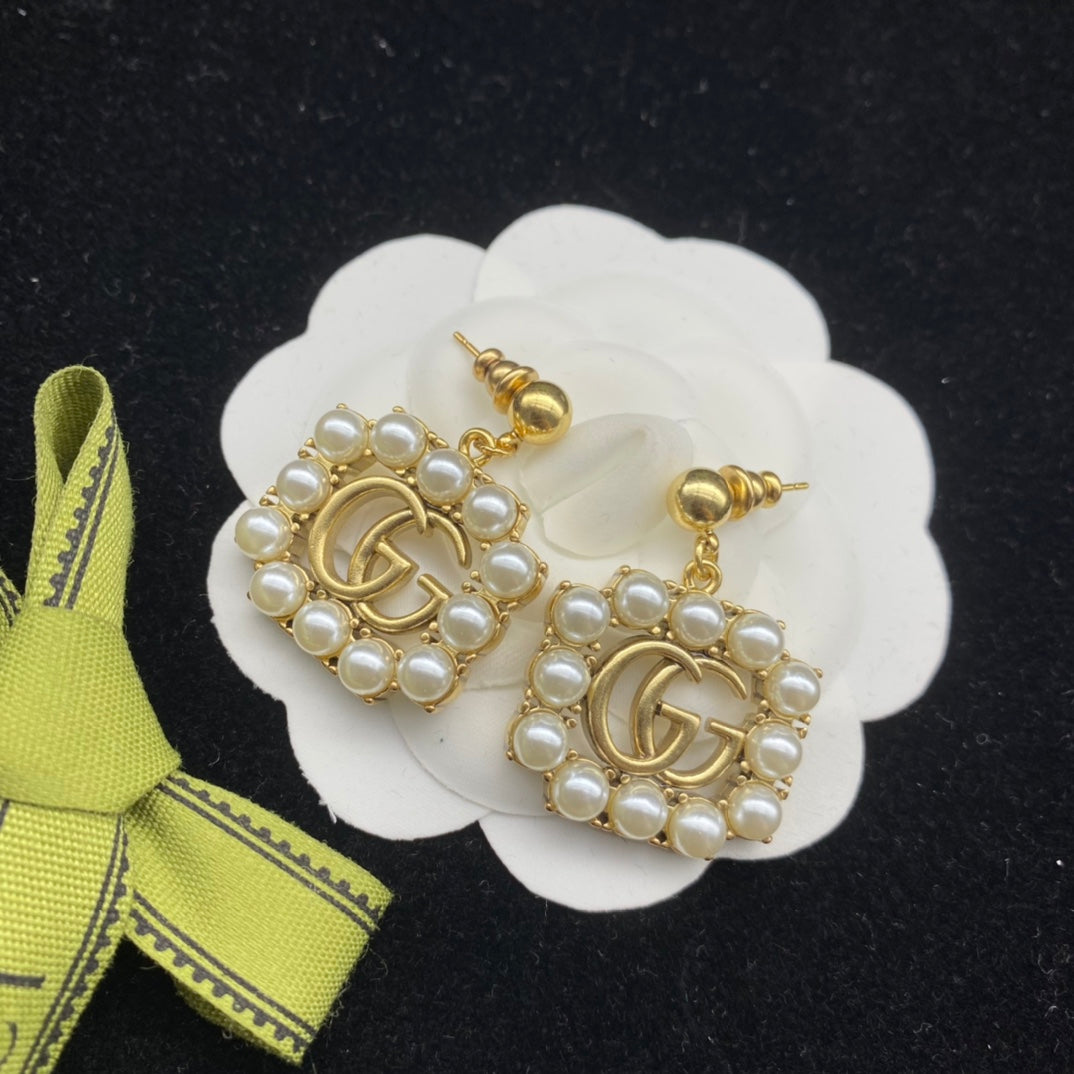 2025 Square Pearl Drop Earrings