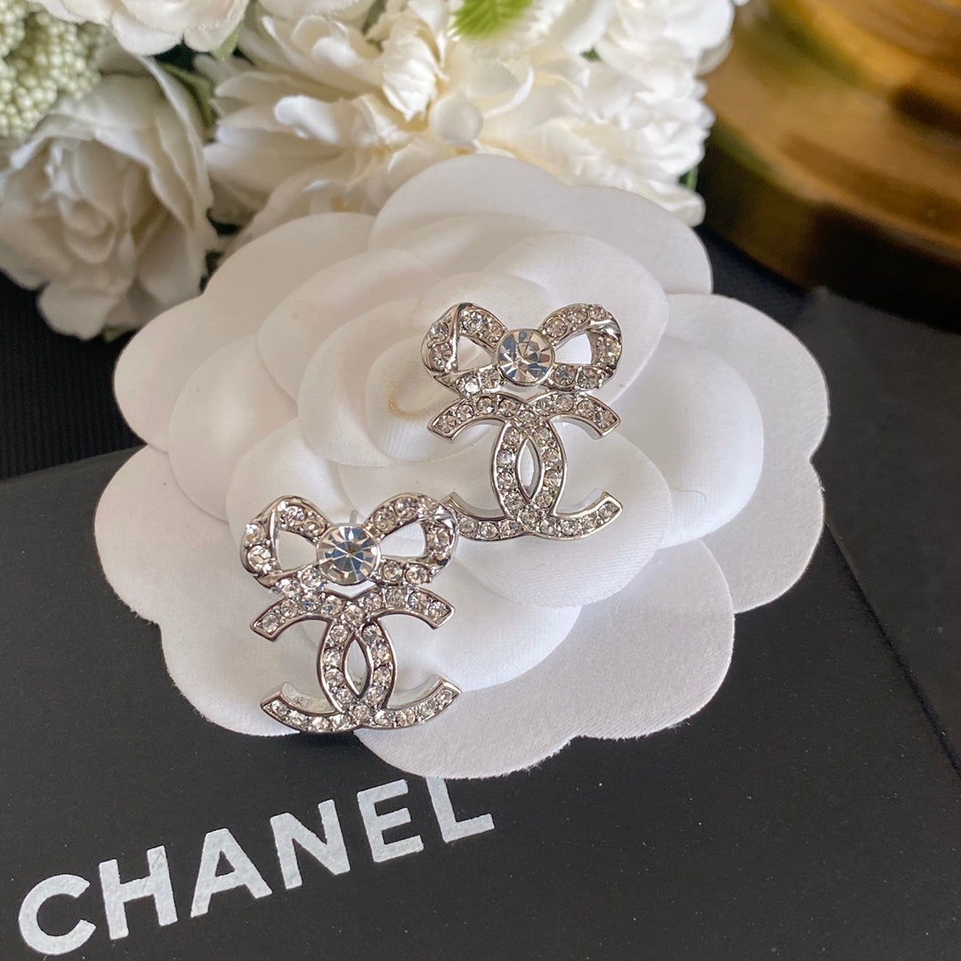 2025 Elegant Bow Diamond Earrings