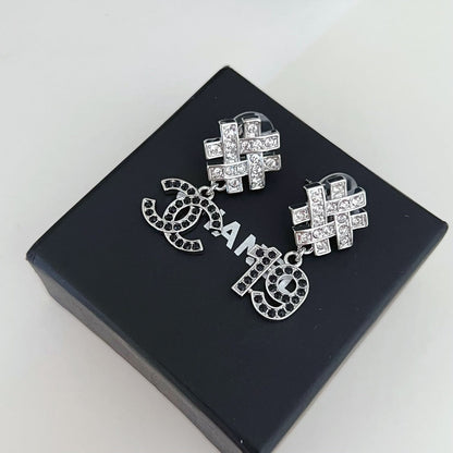 2025 Elegant Black Diamond Asymmetric Earrings