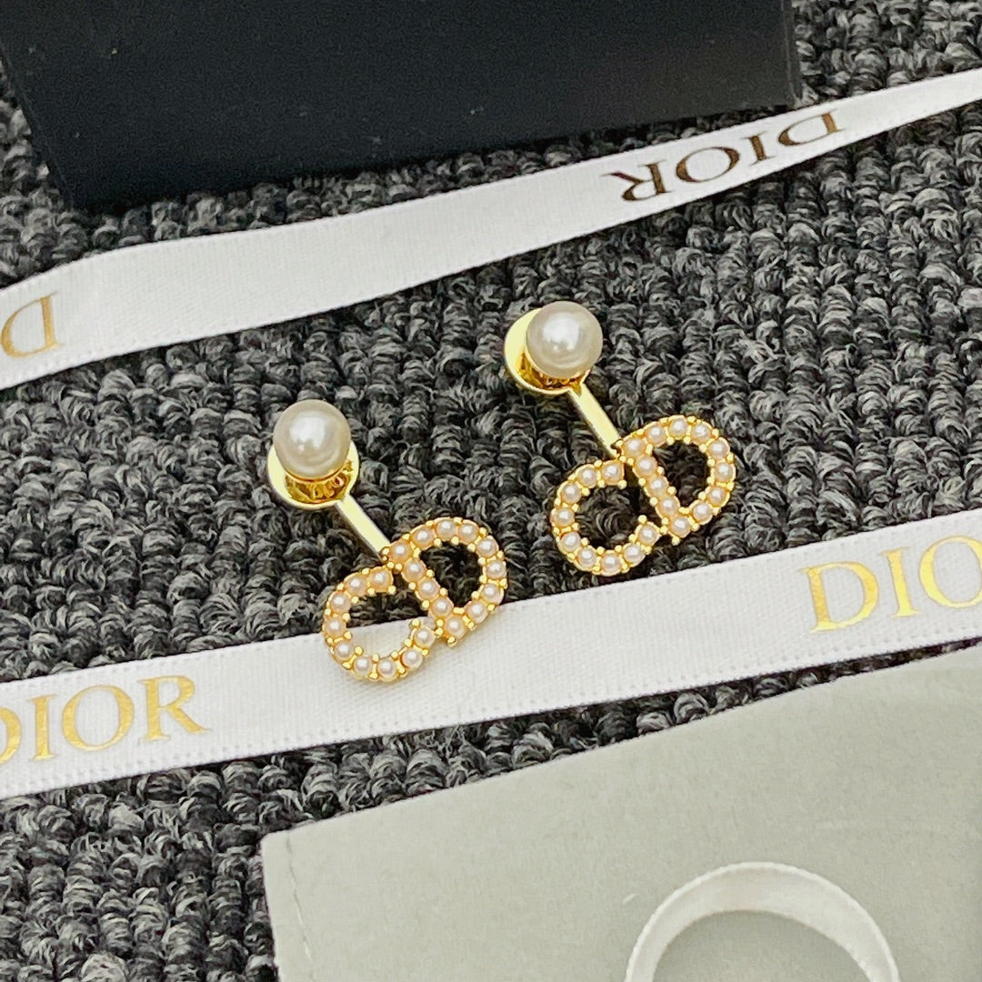 2025 Simple Pearl Letter Stud Earrings