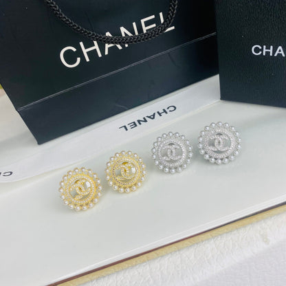 2025 Zircon Pearl Stud Earrings