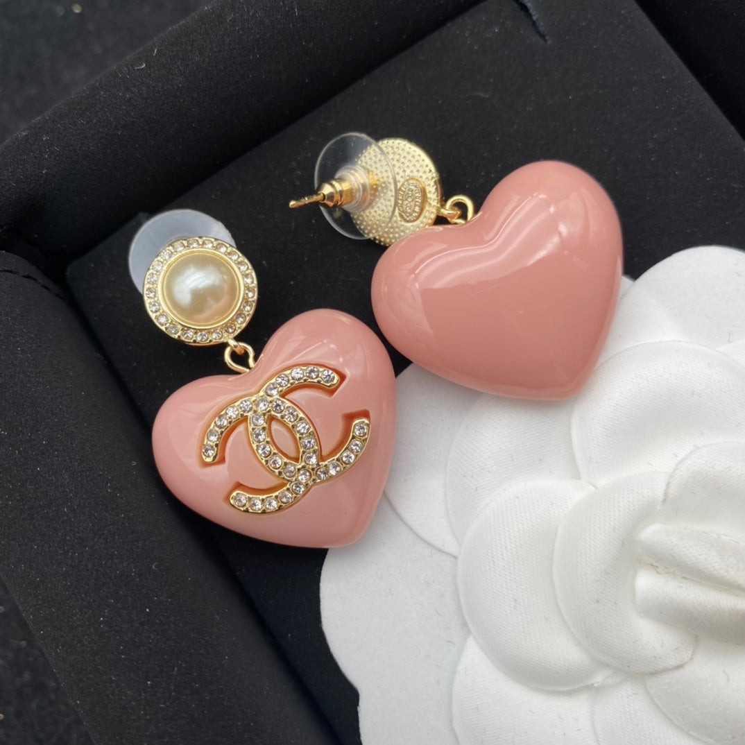2025 Elegant Pink Heart Earrings
