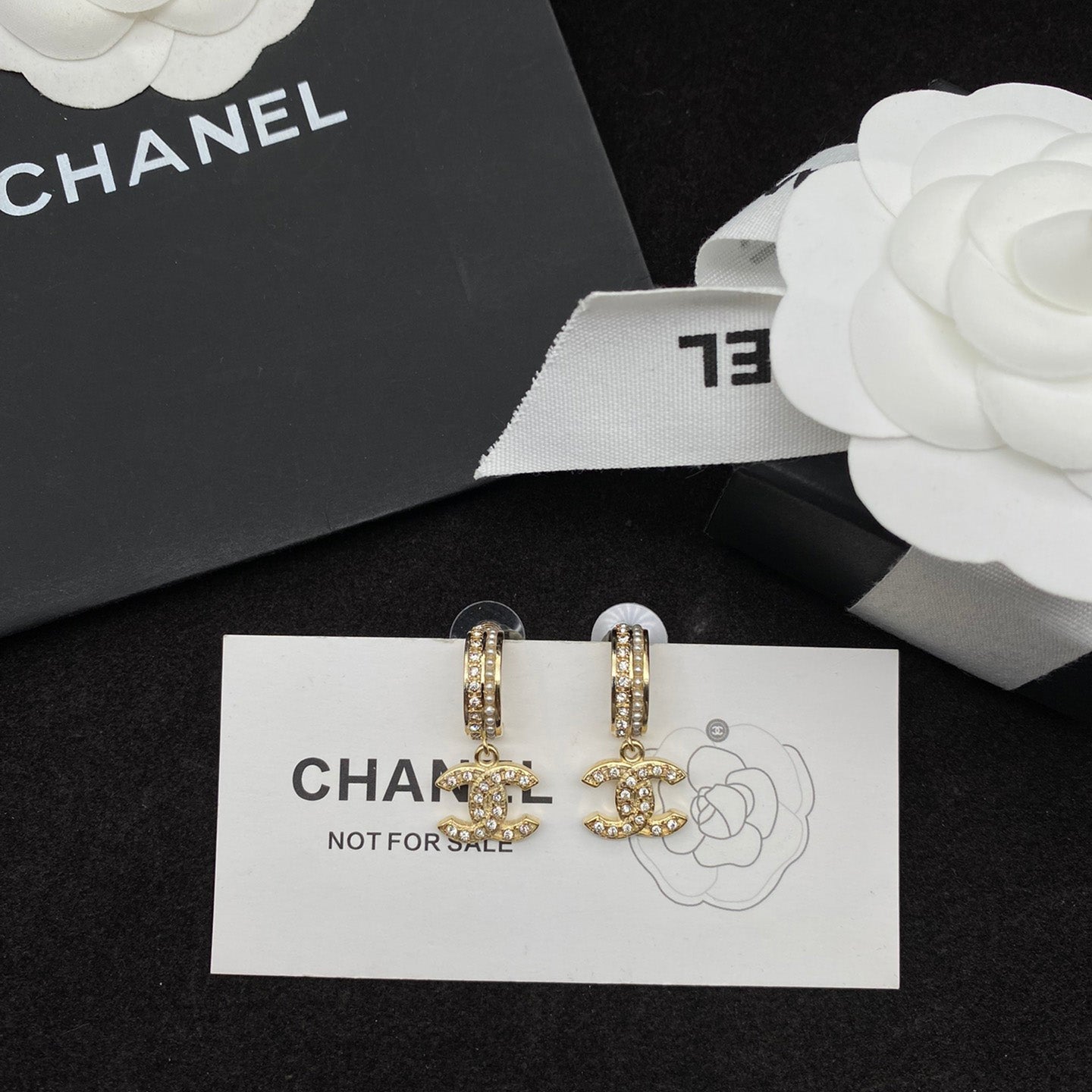 2025 Crystal Diamond Pearl Letter Stud Earrings