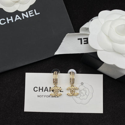 2025 Crystal Diamond Pearl Letter Stud Earrings