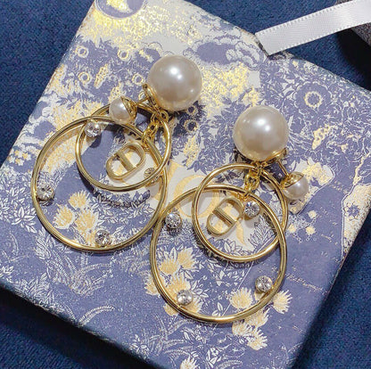 2025 Pearl Round Earrings