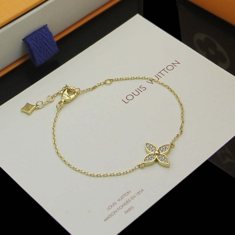 2025 Star Blossom Necklace and Bracelet