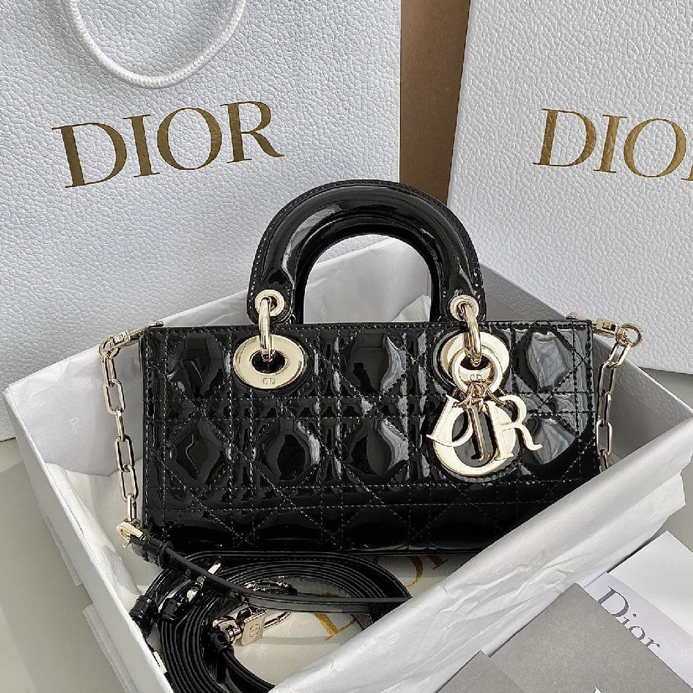 2025 Bag Classic Top-handle Bag W90