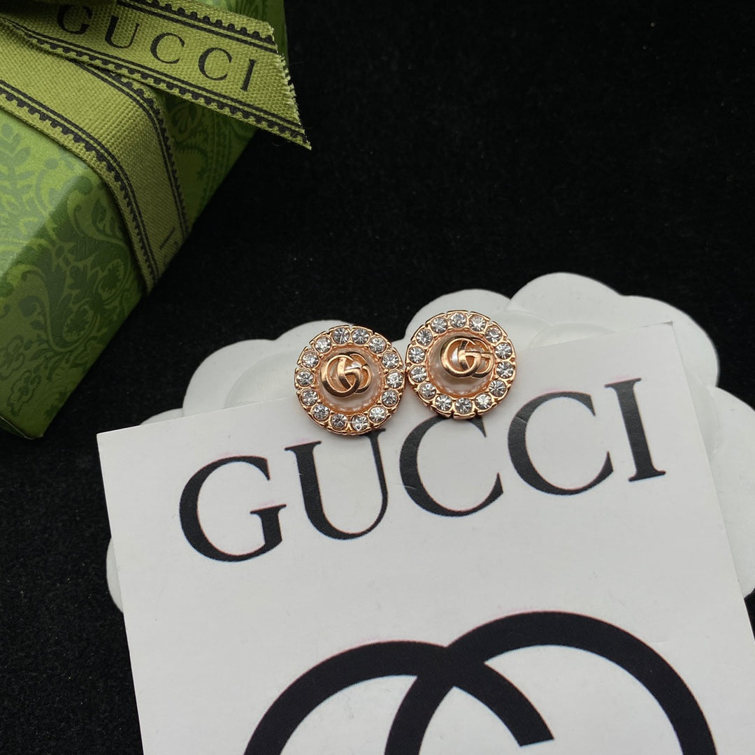 2025 Classic Zircon Pearl Stud Earrings