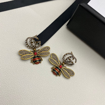 2025 Vintage Pearl Bee Series Earrings