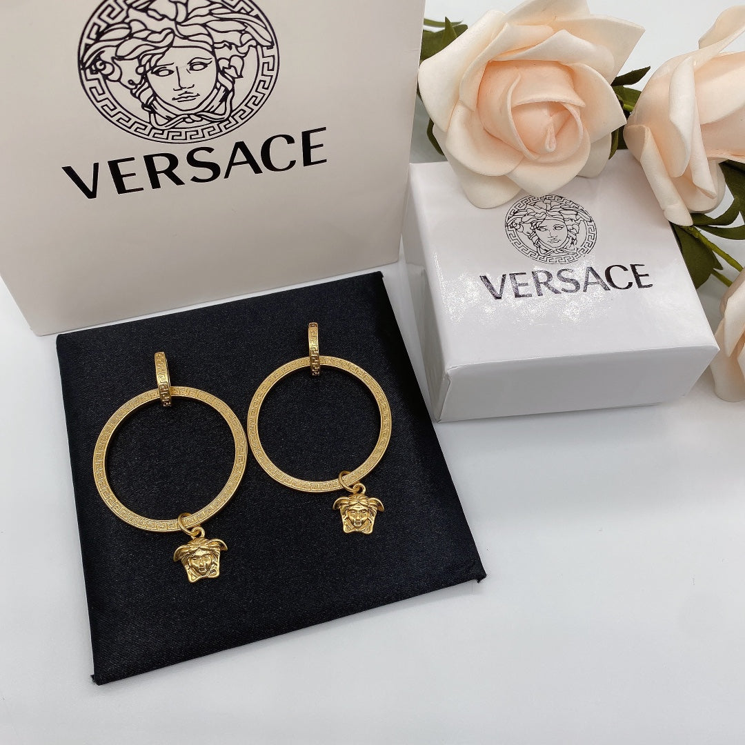 2025 Medusa Labyrinth Large Hoop Earrings