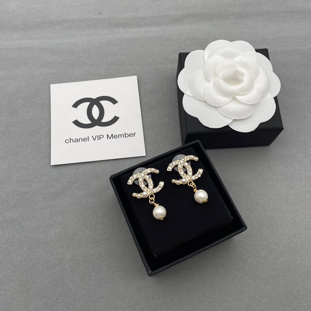 2025 Pearl Drop Diamond Earrings