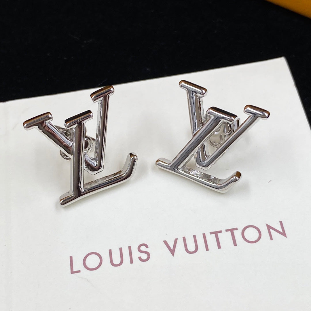 2025 Classic Logo Letter Stud Earrings