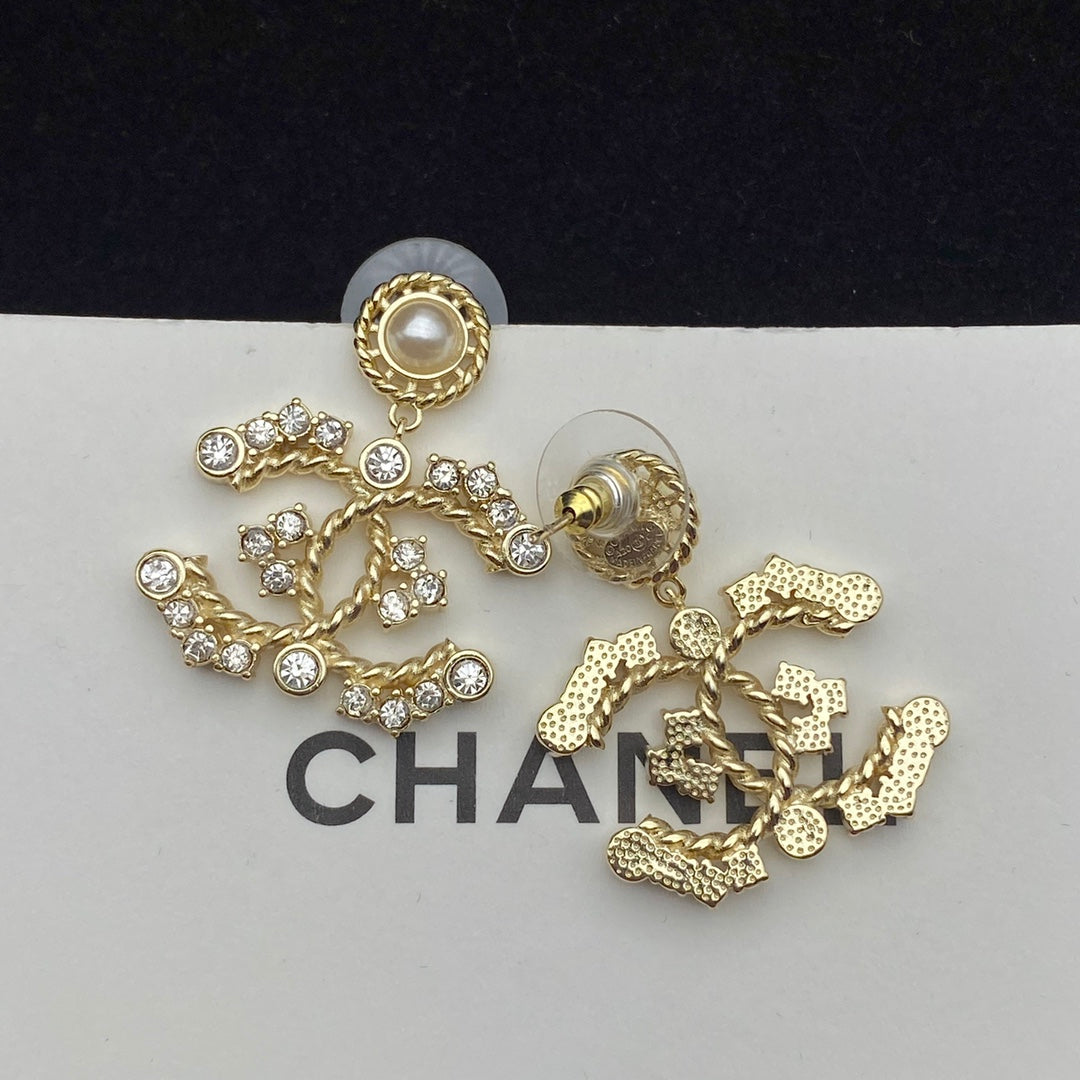 2025 Temperament Letter Drop Earrings