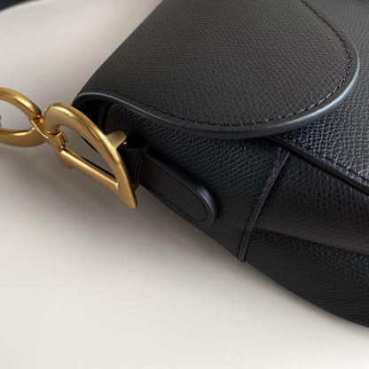 2025 Bag Classic Saddle Bag W239