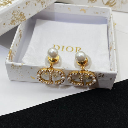 2025 Simple Irregular Pearl Earrings