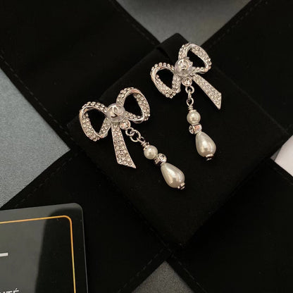 2025 Temperament Crystal Diamond Bow Earrings