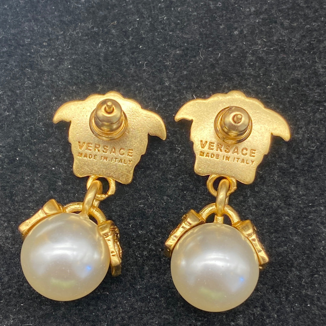 2025 Vintage Avatar Pearl Drop Earrings