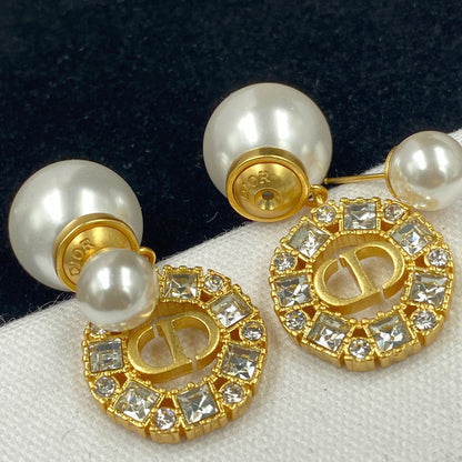2025 Elegant Zircon Pearl Earrings