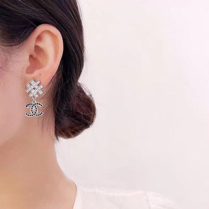 2025 Elegant Black Diamond Asymmetric Earrings