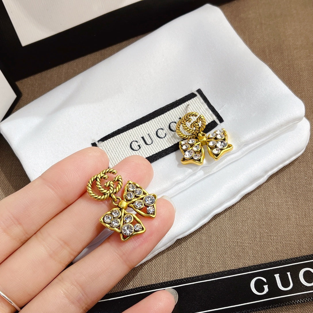 2025 Sparkling Diamond Bow Earrings