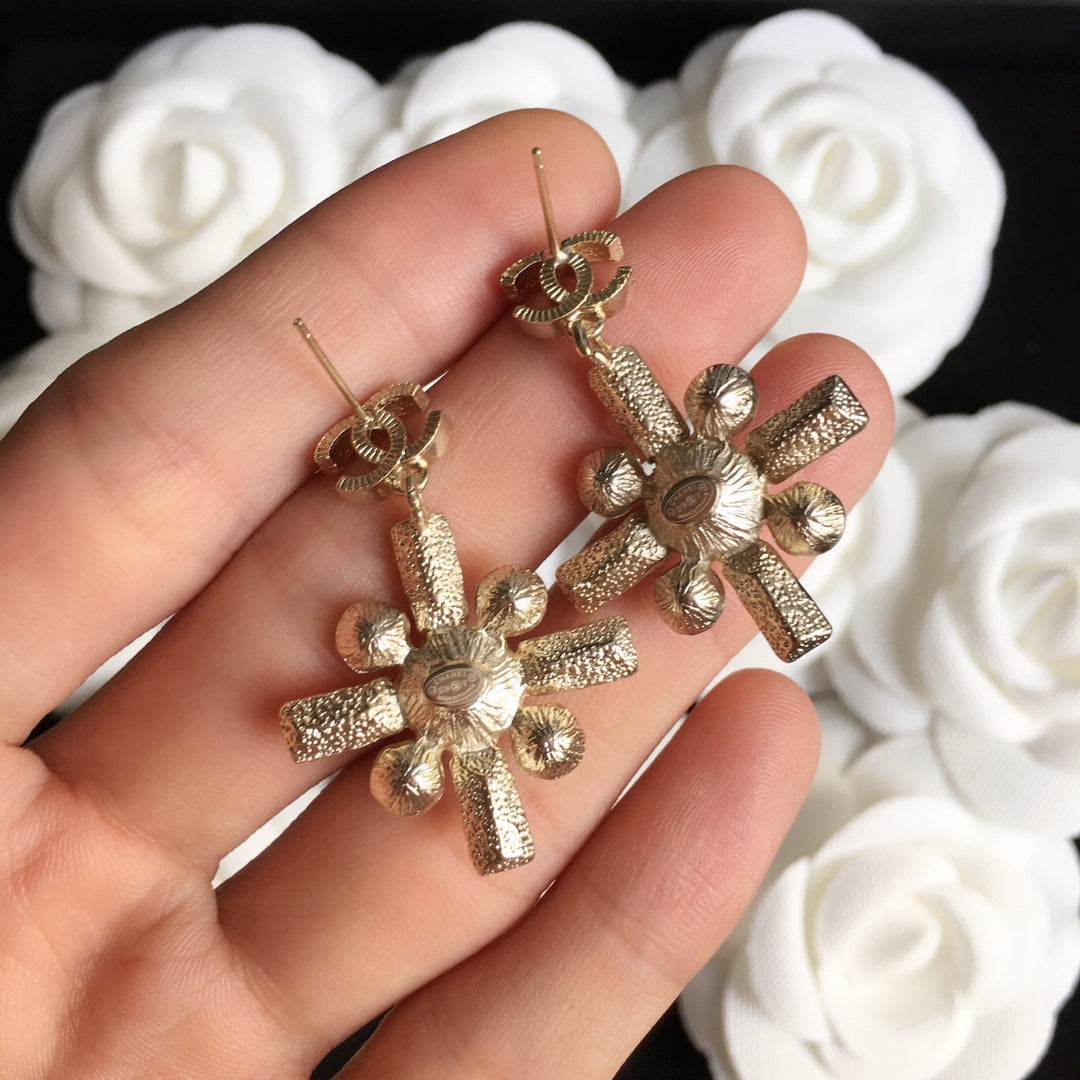 2025 Temperament Square Diamond Pearl Earrings