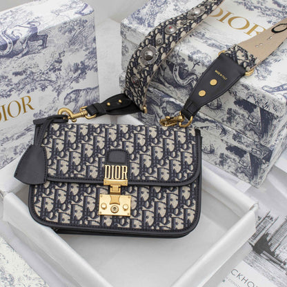 2025 Bag Messenger Bag D2