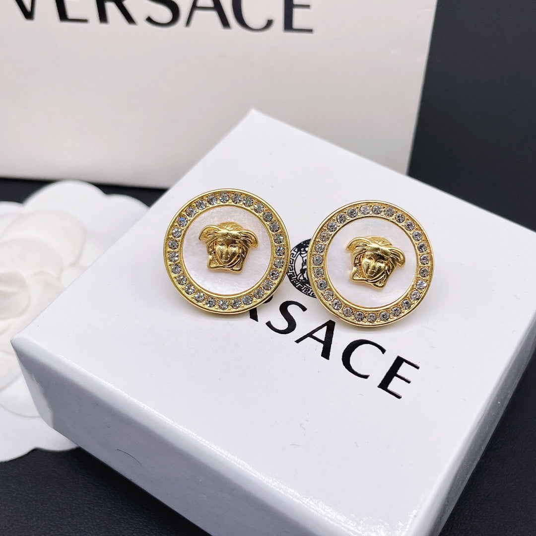 2025 White Shell Diamond Round Stud Earrings