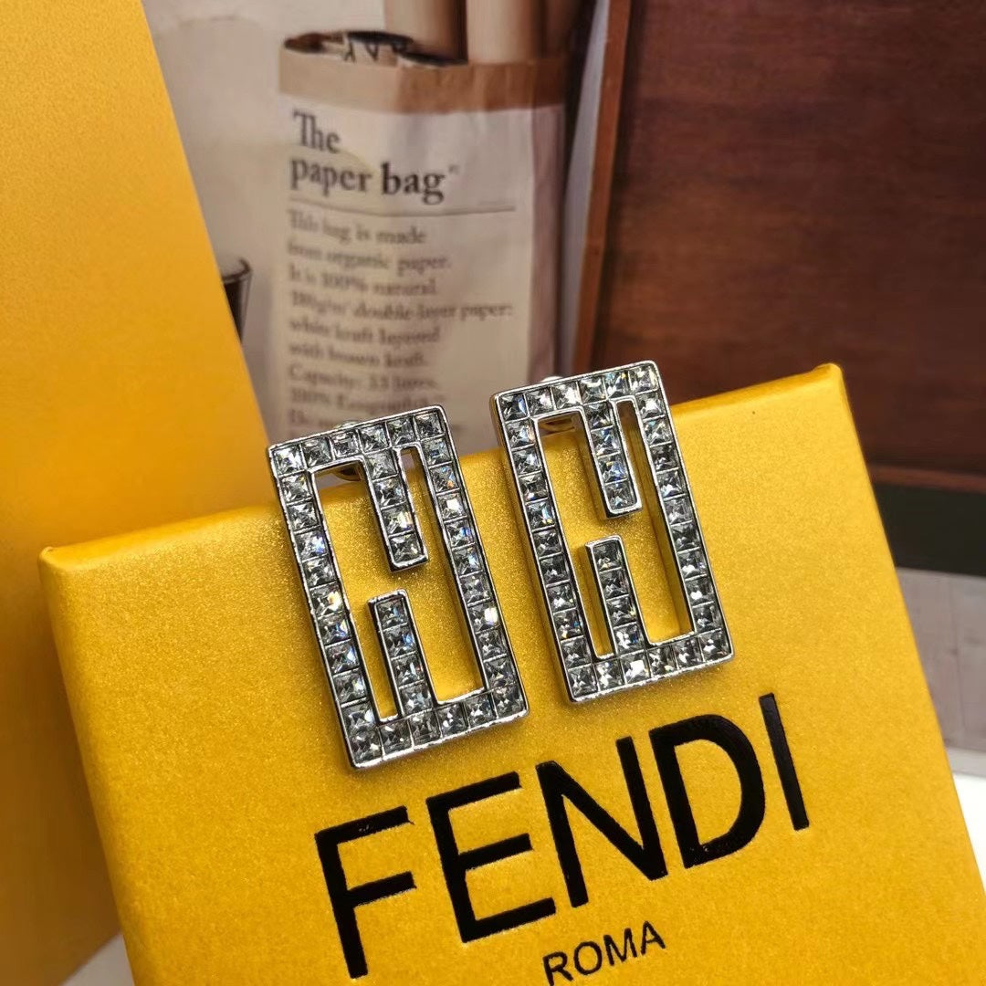 2025 Rectangular earrings